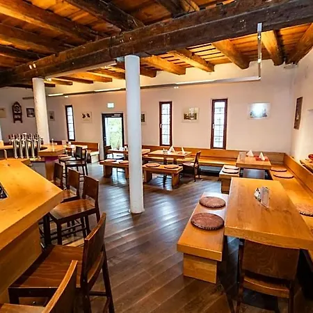 Ξενοδοχείο Schatz.kammer Burg Kreuzen 3*