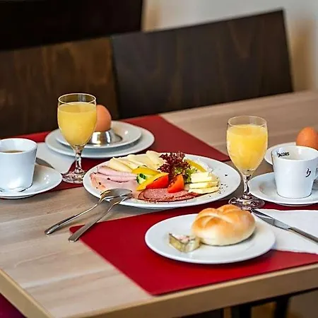 Schatz.kammer Burg Kreuzen 3* Kreuzen (Upper Austria)