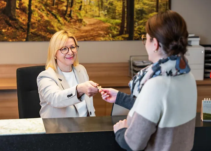 Schatz.kammer Burg Kreuzen Hotel