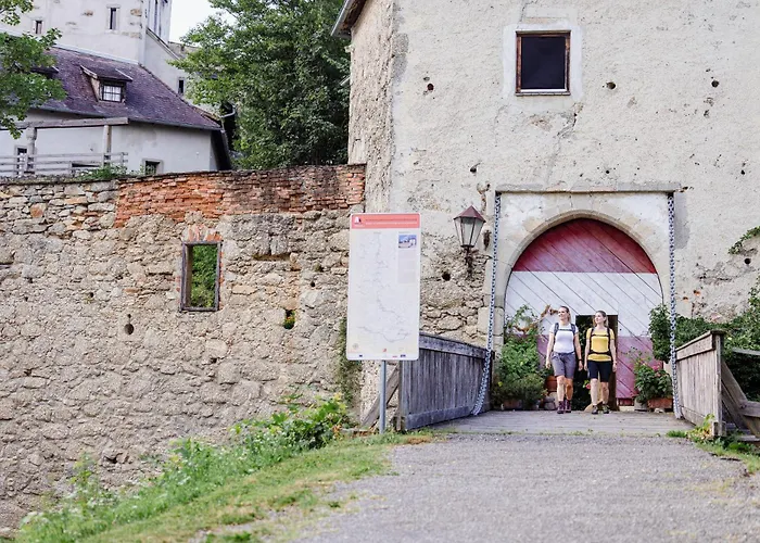 Schatz.kammer Burg Kreuzen Kreuzen (Upper Austria)