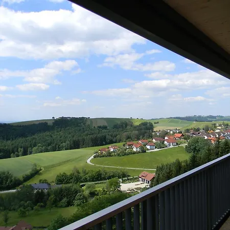 沙茨卡摩尔伯格克鲁曾酒店 酒店 Kreuzen (Upper Austria)