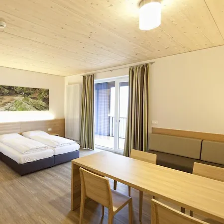 沙茨卡摩尔伯格克鲁曾酒店 酒店