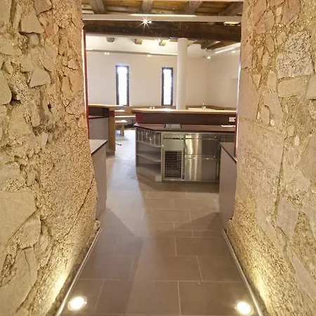 沙茨卡摩尔伯格克鲁曾酒店